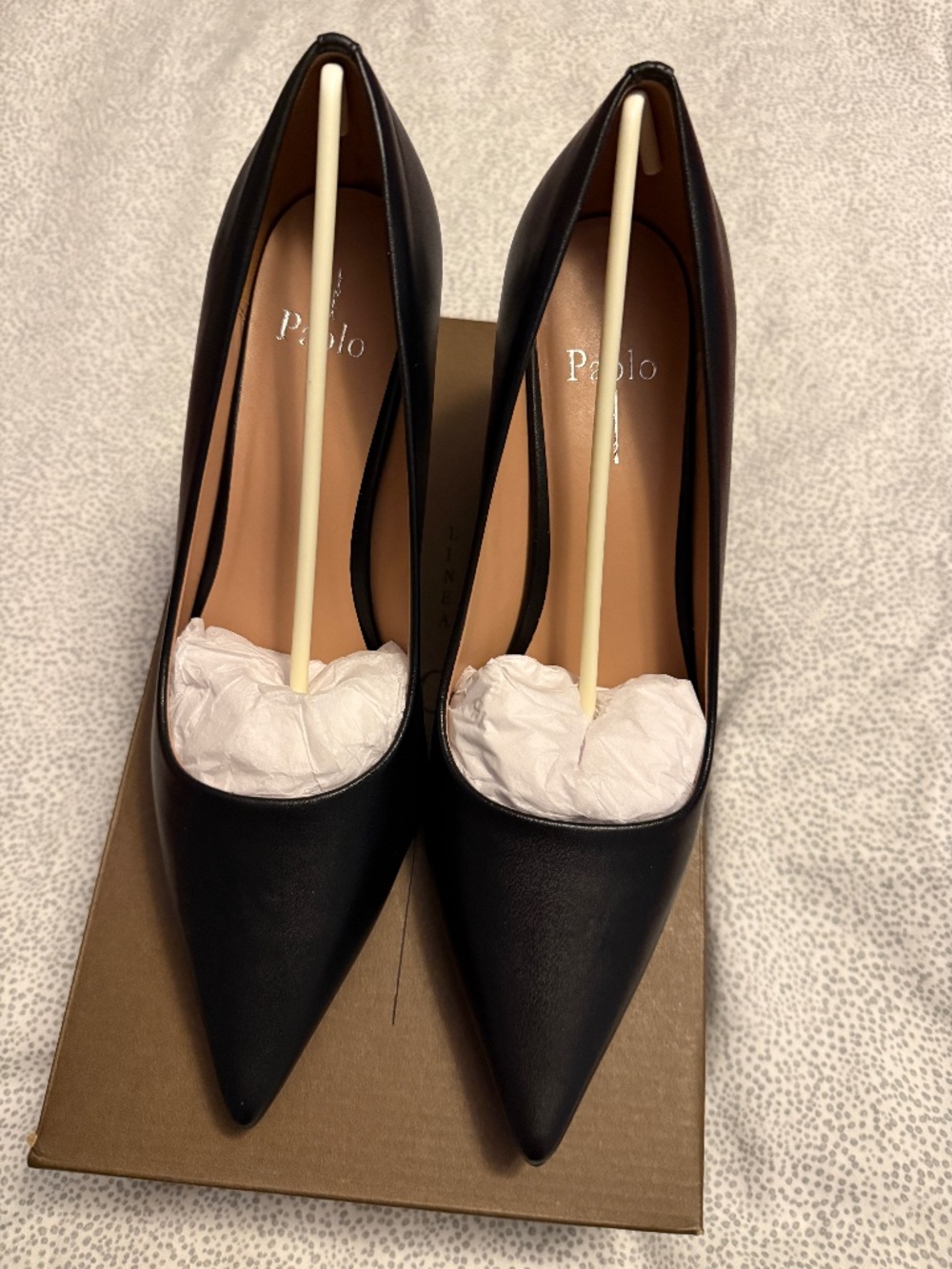 Linea Paolo BNIB Black Leather pumps size 10